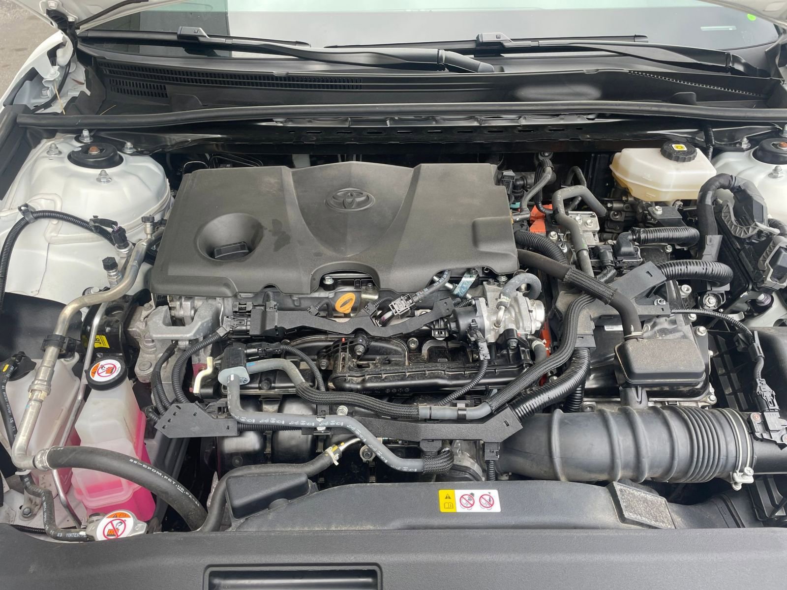 Used 2025 Toyota Camry LE image 31