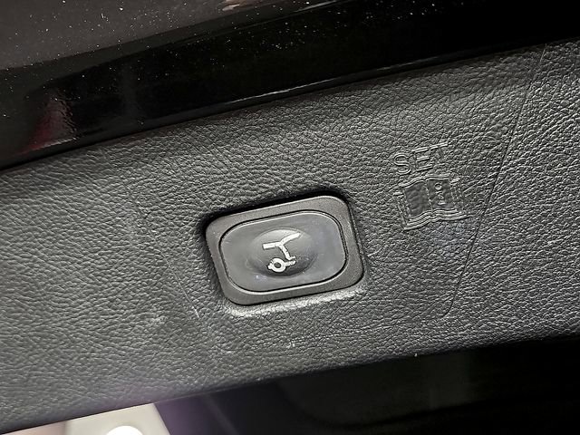 Certified 2021 Ford Edge ST w/ Equipment Group 401A AWD/4WD image 33