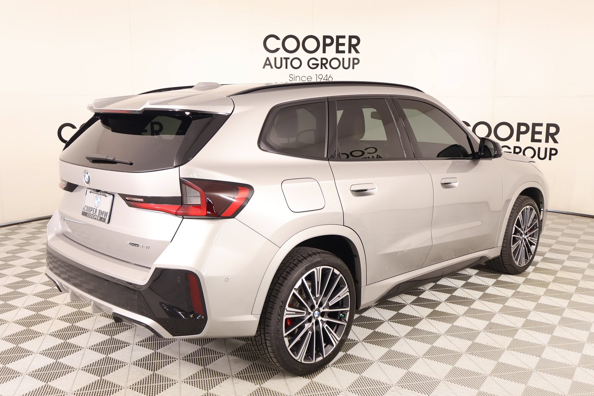 Used 2024 BMW X1 xDrive28i w/ Technology Package AWD/4WD image 21