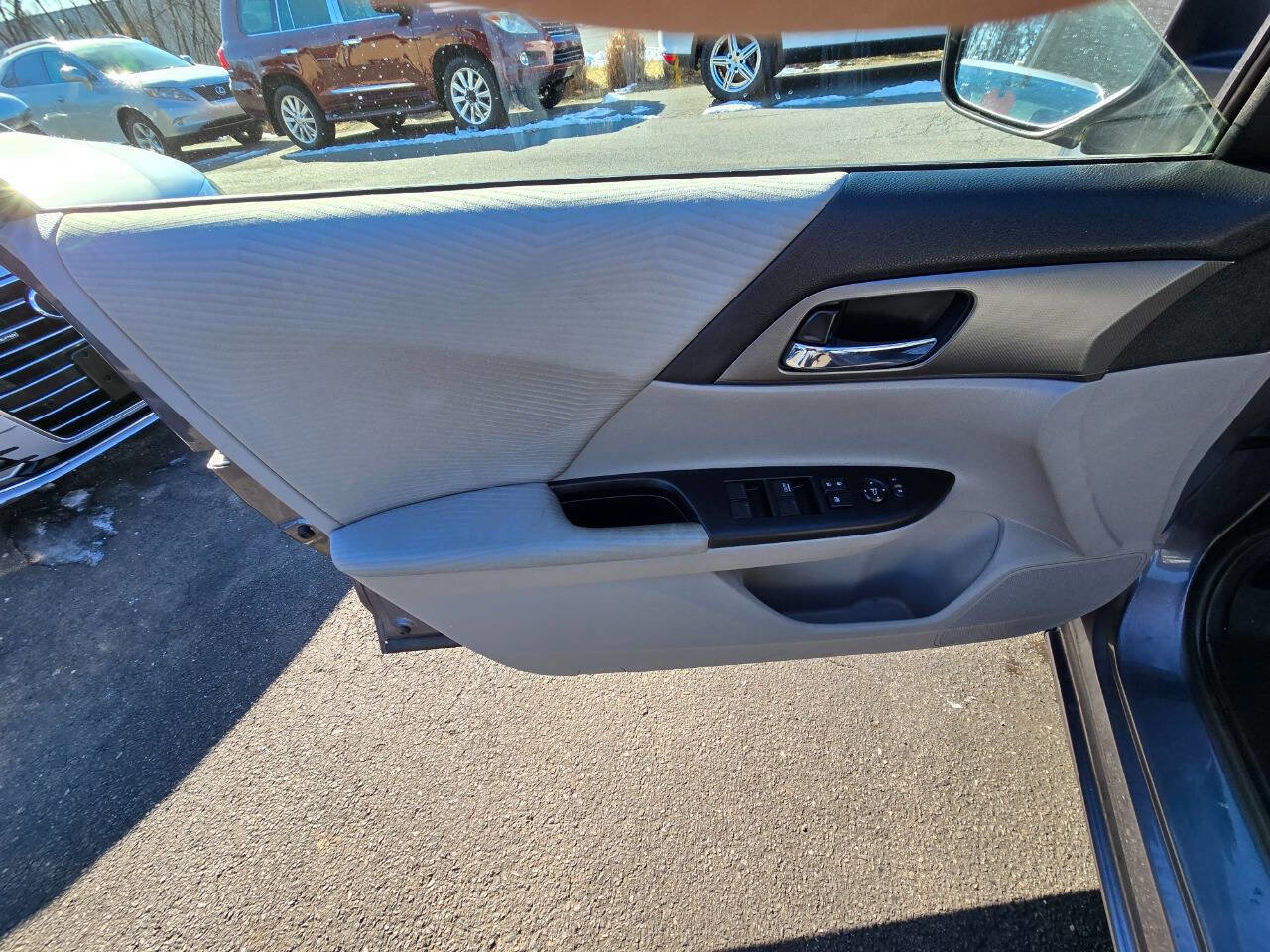 Used 2014 Honda Accord LX image 11