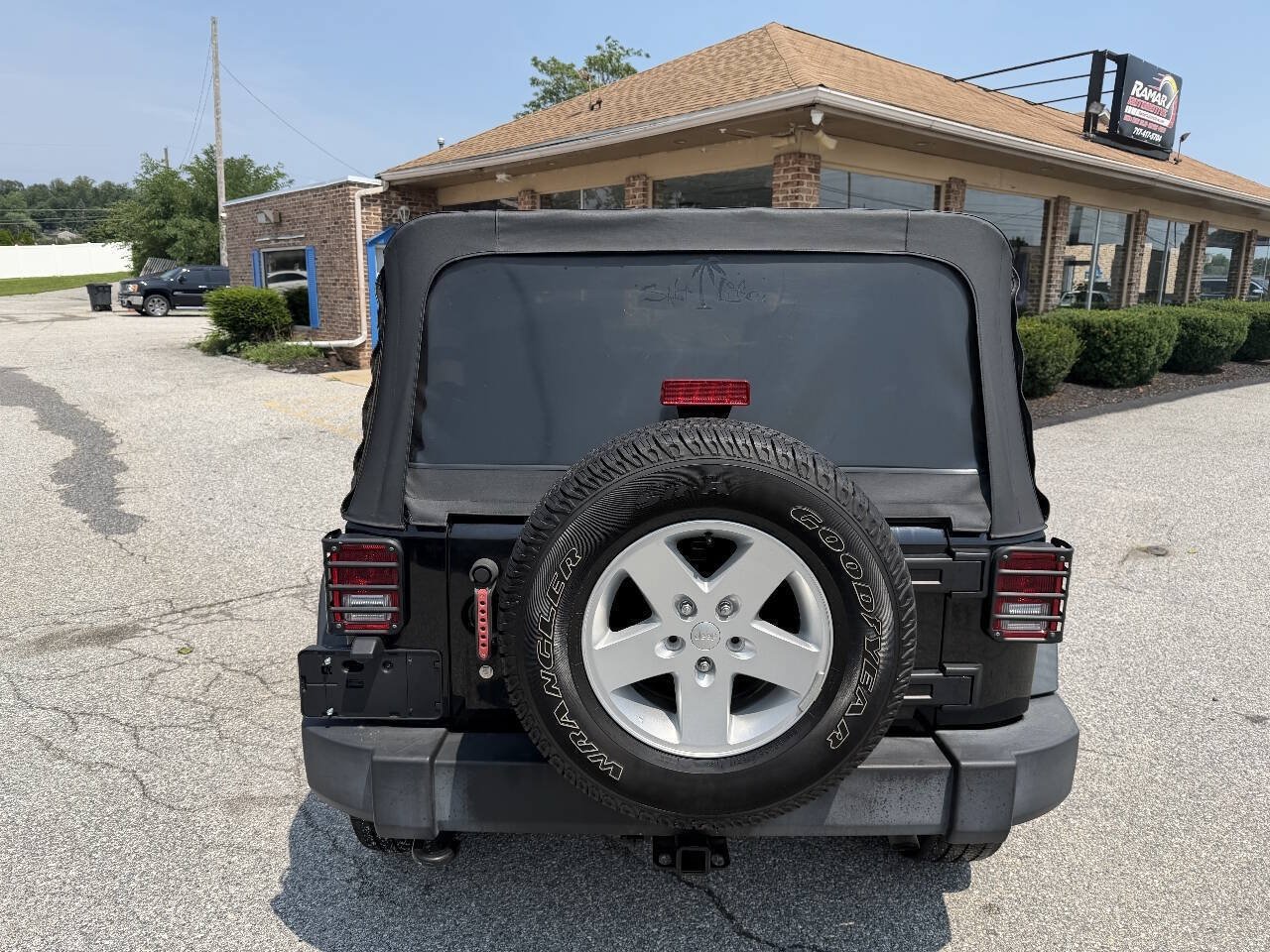Used 2016 Jeep Wrangler Unlimited Sport w/ Quick Order Package 23S AWD/4WD image 7