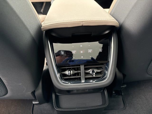 New 2025 Volvo EX90 Ultra image 17
