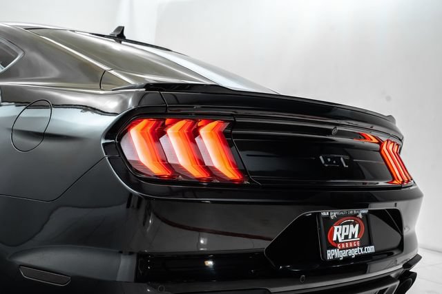 Used 2021 Ford Mustang GT Premium w/ Equipment Group 401A RWD image 11