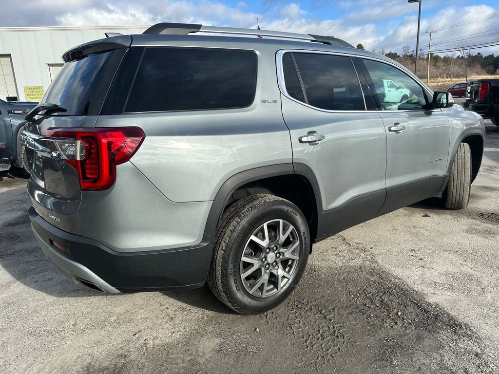 Used 2023 GMC Acadia SLE w/ Driver Convenience Package image 5