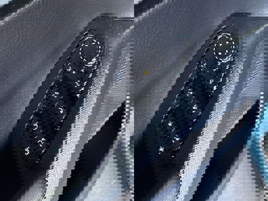 Used 2025 Kia Seltos S image 15