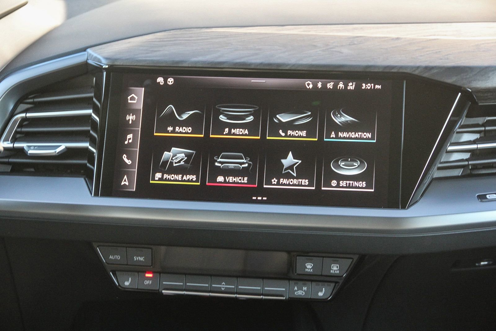 Certified 2024 Audi Q4 e-tron Premium Plus w/ Premium Plus image 15