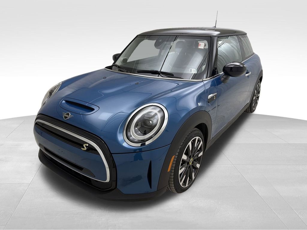 Certified 2024 MINI Cooper SE image 5