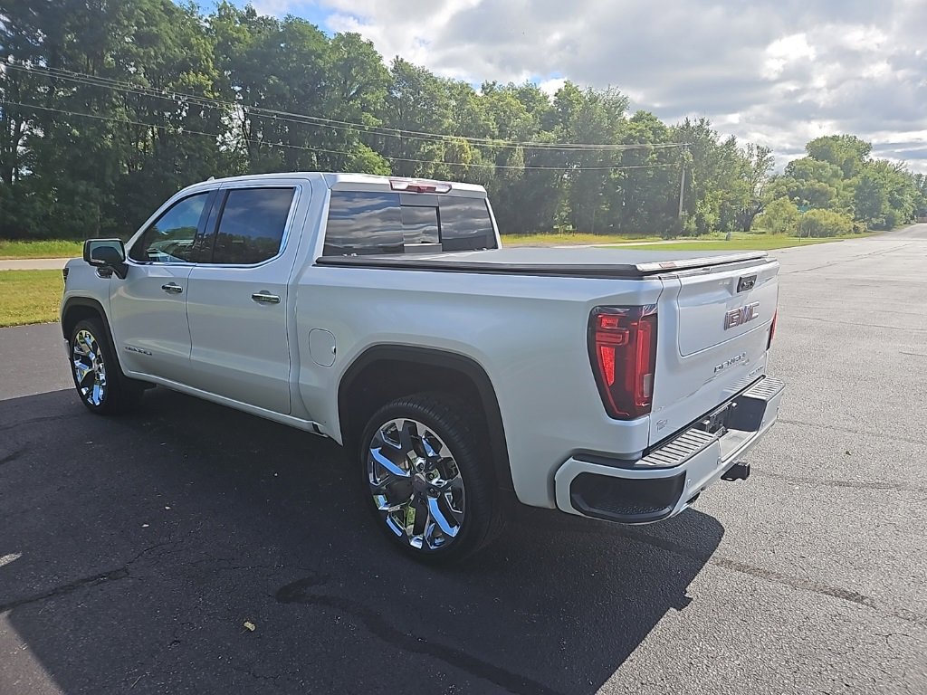 Used 2025 GMC Sierra 1500 Denali image 5