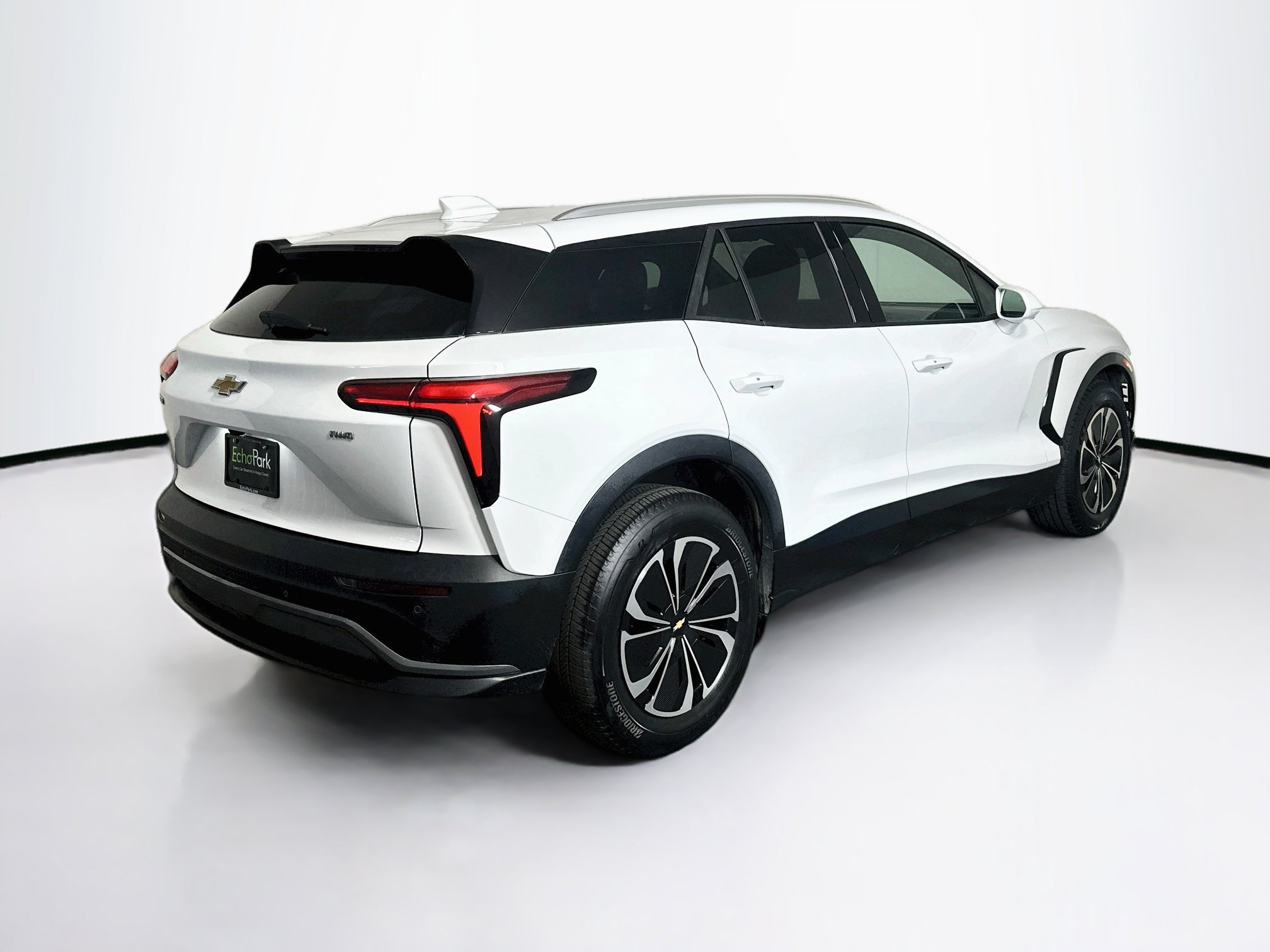 Used 2024 Chevrolet Blazer EV LT AWD/4WD image 9