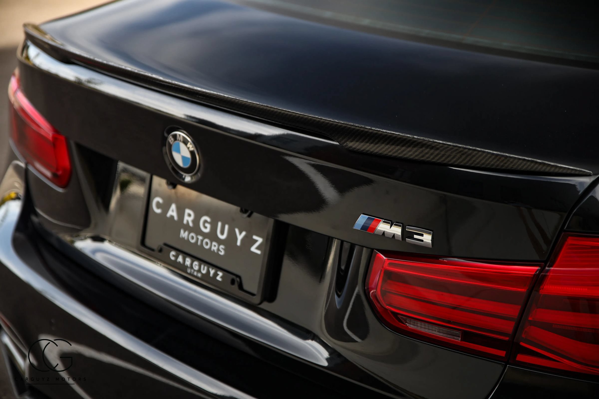 Used 2017 BMW M3 RWD image 16