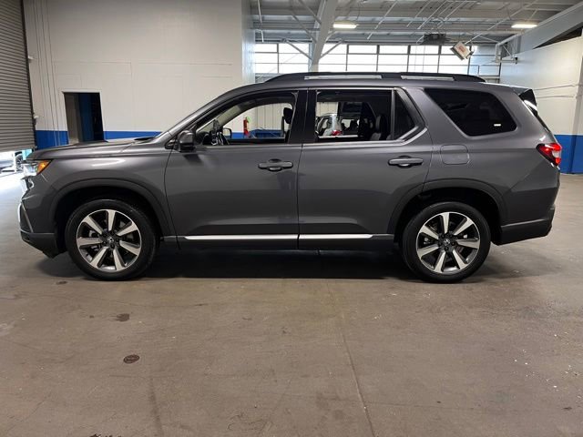 Used 2024 Honda Pilot Elite image 6