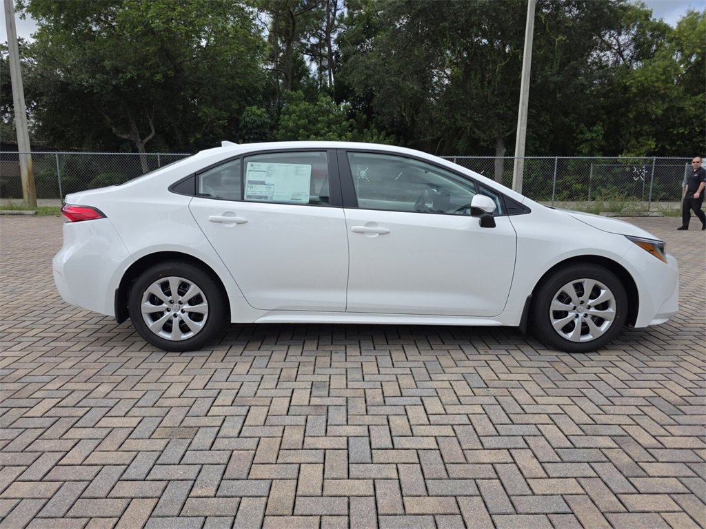 New 2026 Toyota Corolla LE image 12