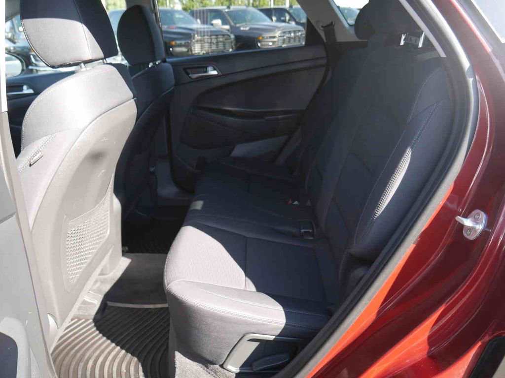 Used 2020 Hyundai Tucson SE w/ Winter Weather Package image 14