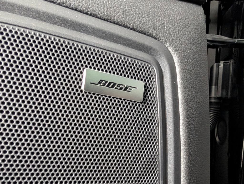 New 2026 Porsche Macan image 28