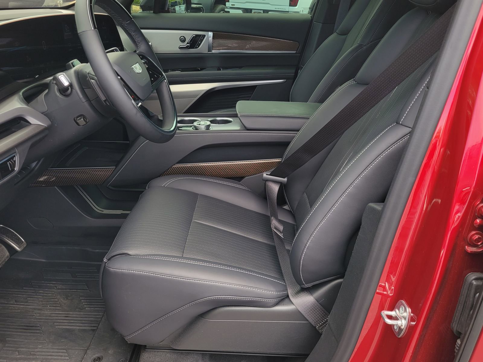 Used 2026 Cadillac Vistiq Sport AWD/4WD image 6