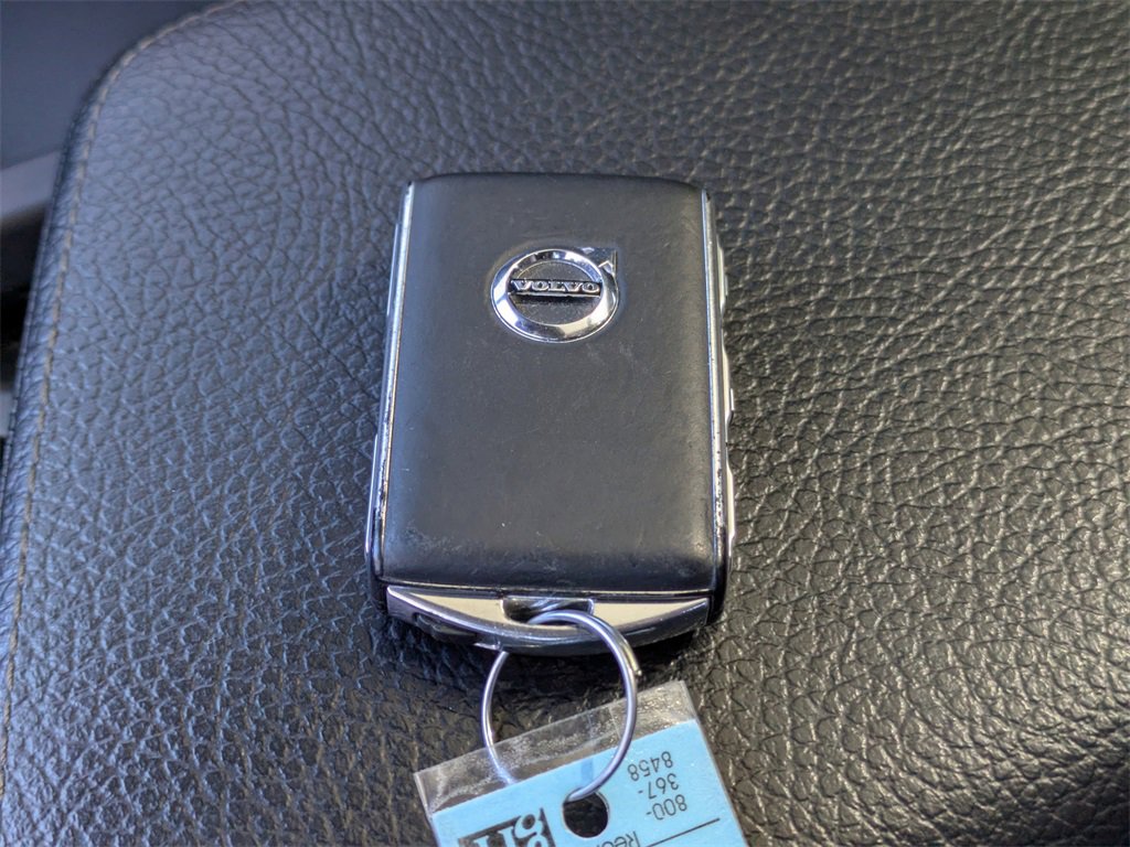 Used 2019 Volvo XC60 T5 Inscription w/ Protection Package Premier image 41