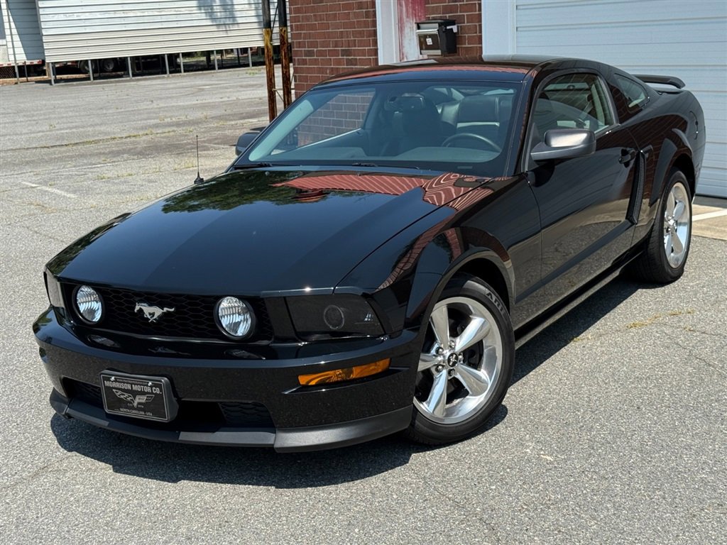 Used 2009 Ford Mustang GT image 6