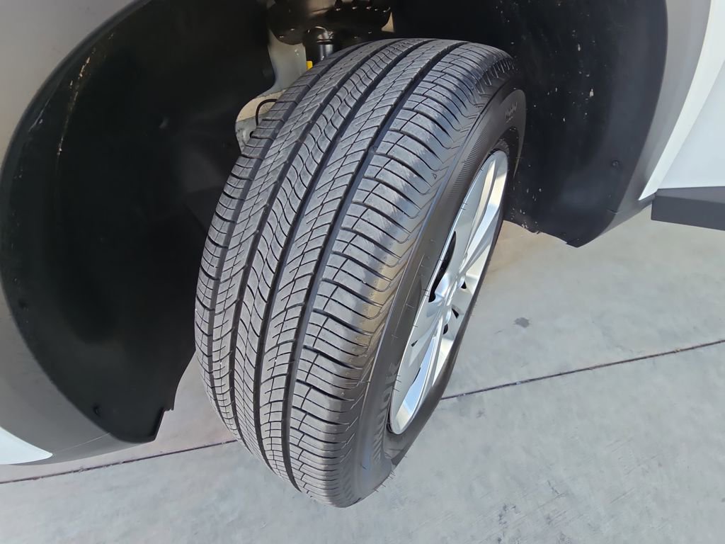 Used 2026 Chevrolet Trax LS w/ Driver Confidence Package image 31