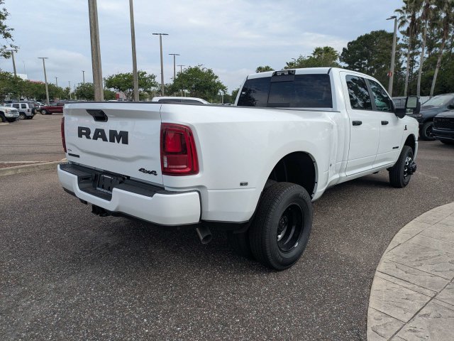 New 2026 RAM 3500 Big Horn AWD/4WD image 4