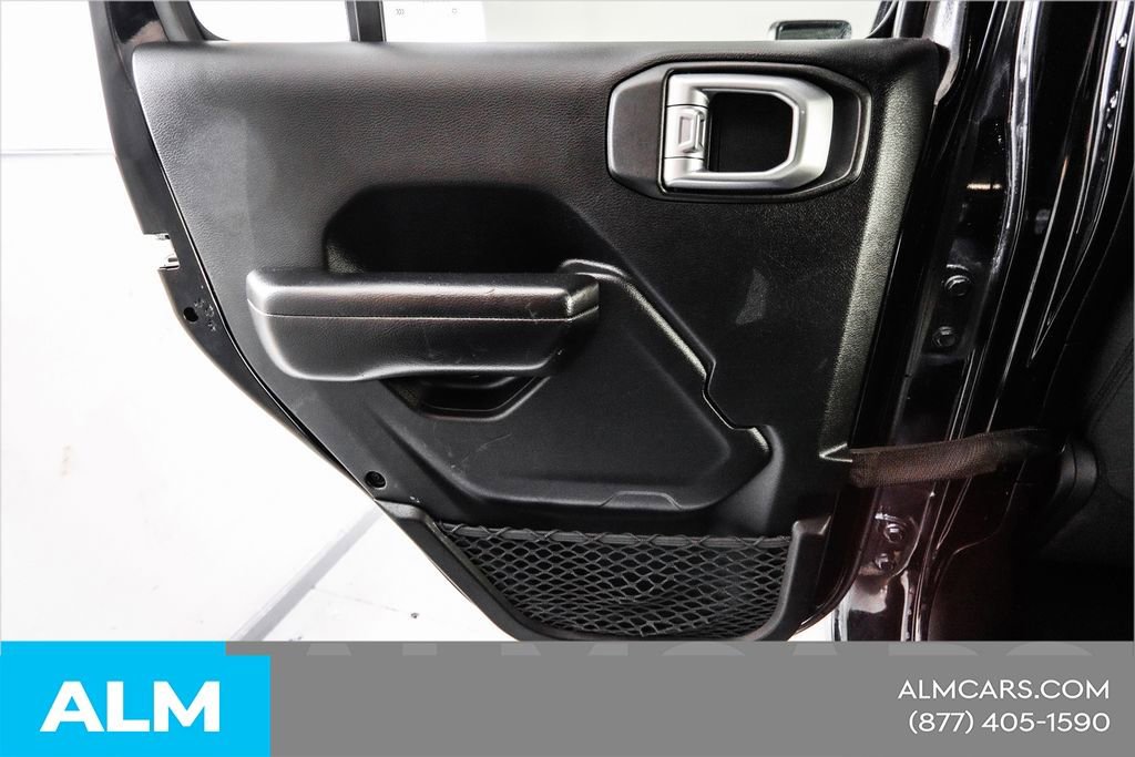 Used 2018 Jeep Wrangler Unlimited Sport image 49