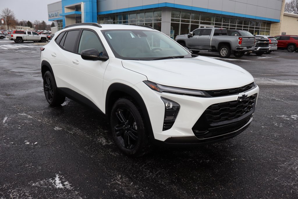 New 2026 Chevrolet Trax ACTIV image 2