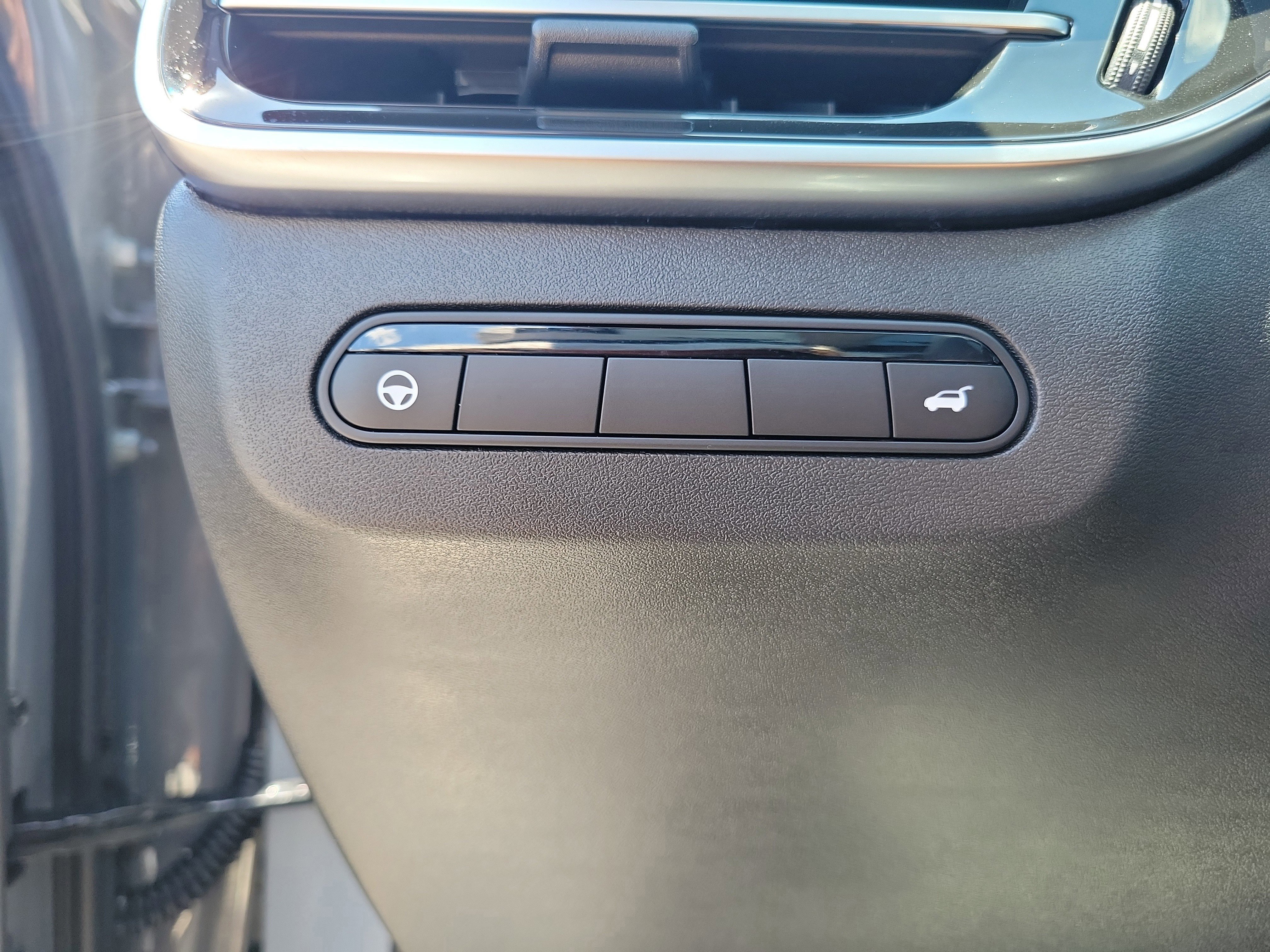 New 2026 INFINITI QX60 Luxe w/ Cargo Package image 25