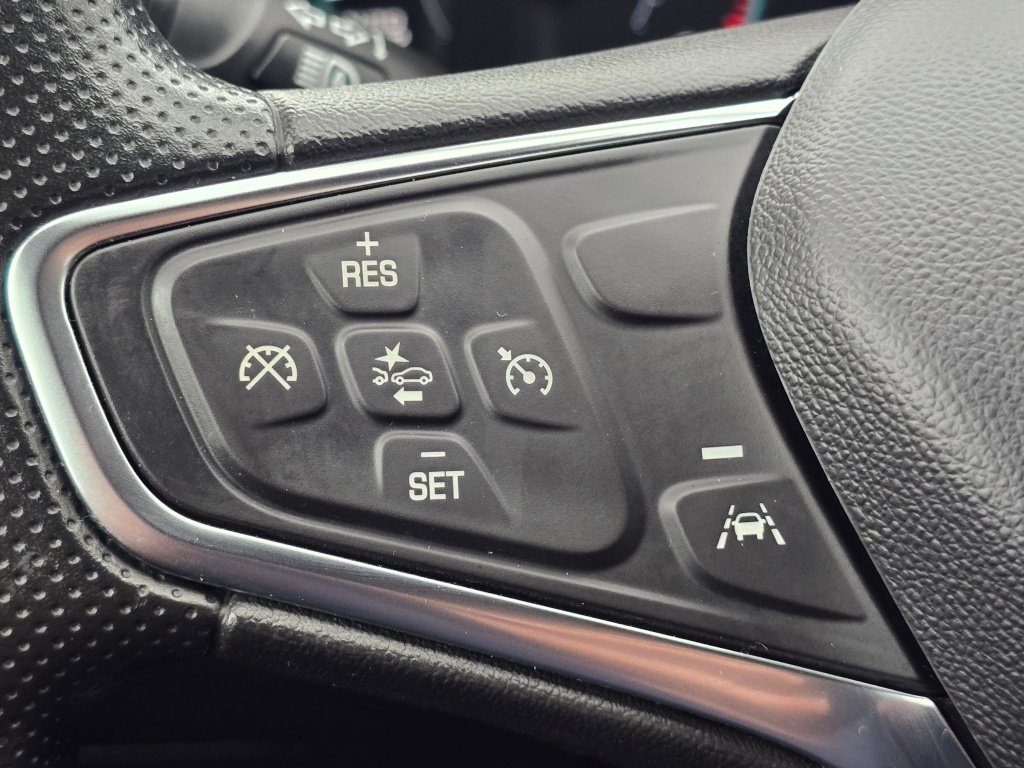 Used 2025 Chevrolet Malibu LT FWD image 43