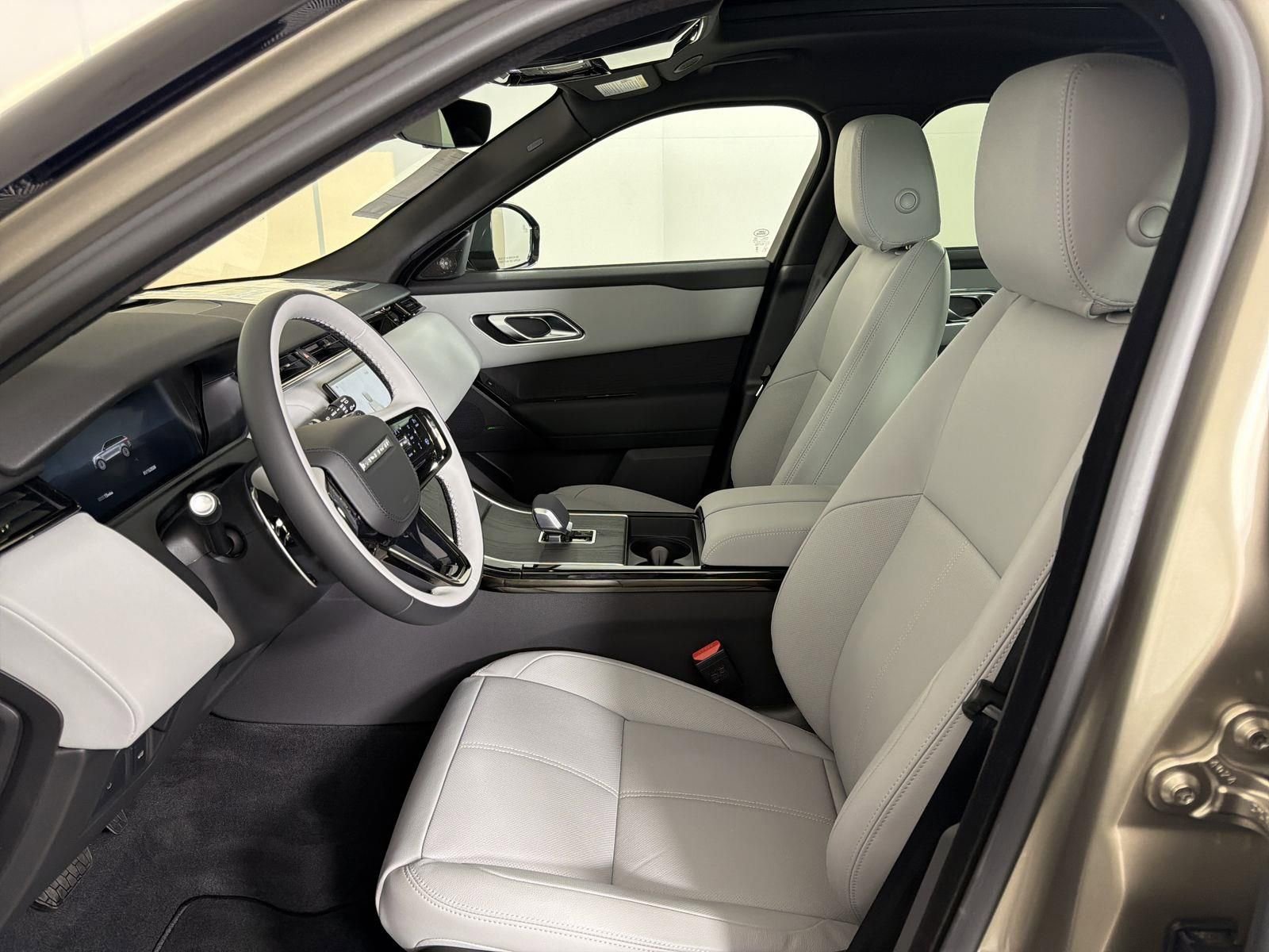 New 2026 Land Rover Range Rover Velar S image 23