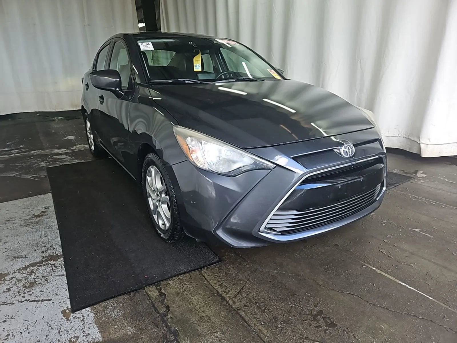 Used 2017 Toyota Yaris iA FWD image 4
