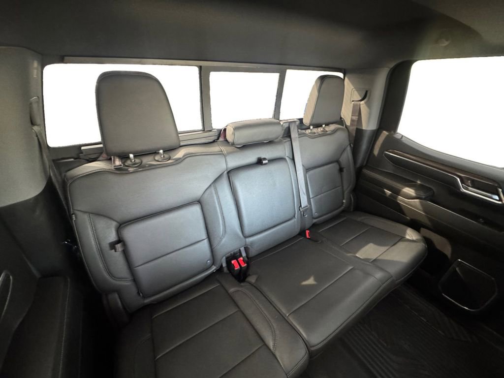 Used 2024 Chevrolet Silverado 1500 LT Trail Boss w/ LT Trail Boss Premium Package image 17