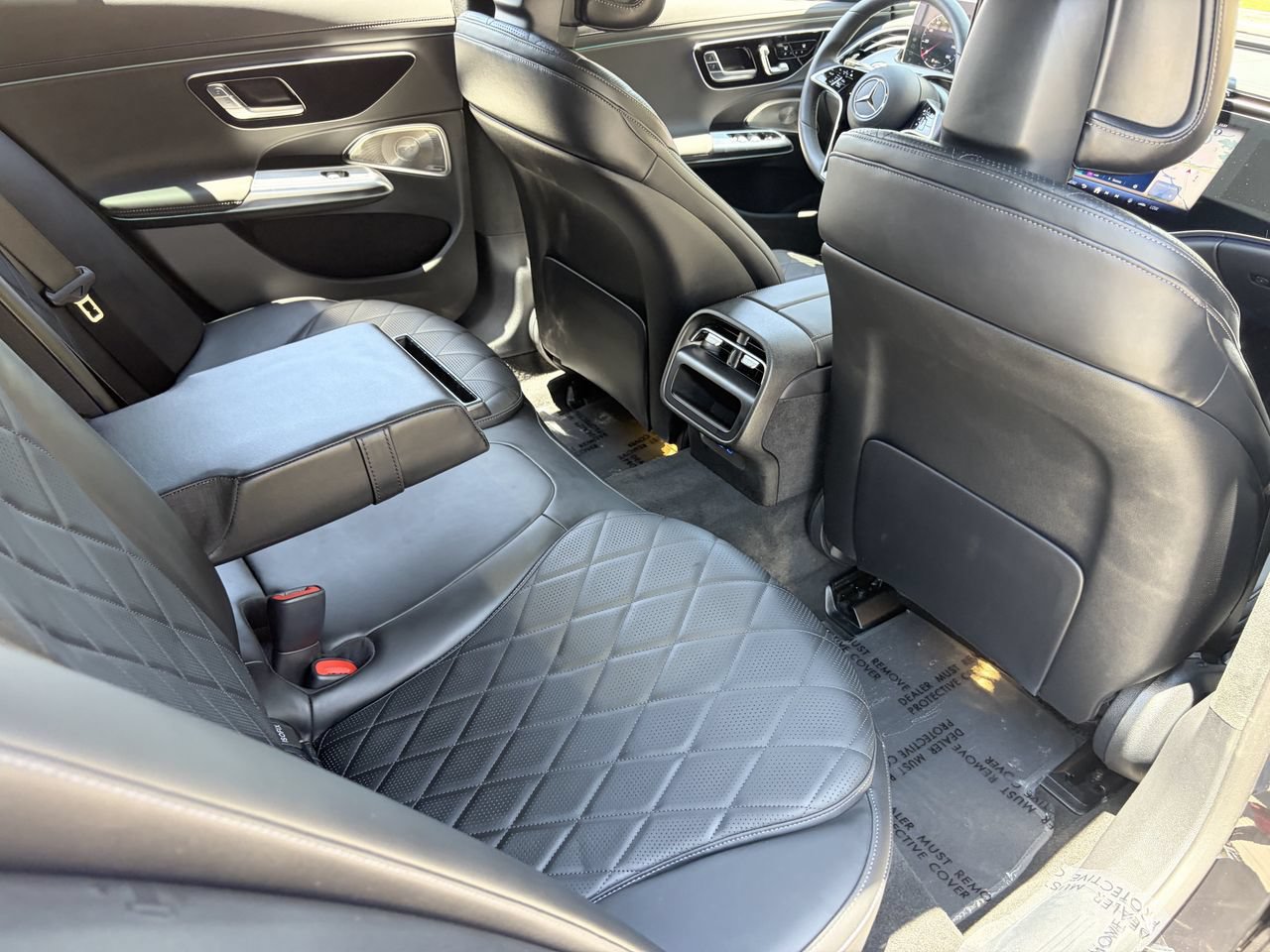 Used 2026 Mercedes-Benz E 350 4MATIC Sedan image 14
