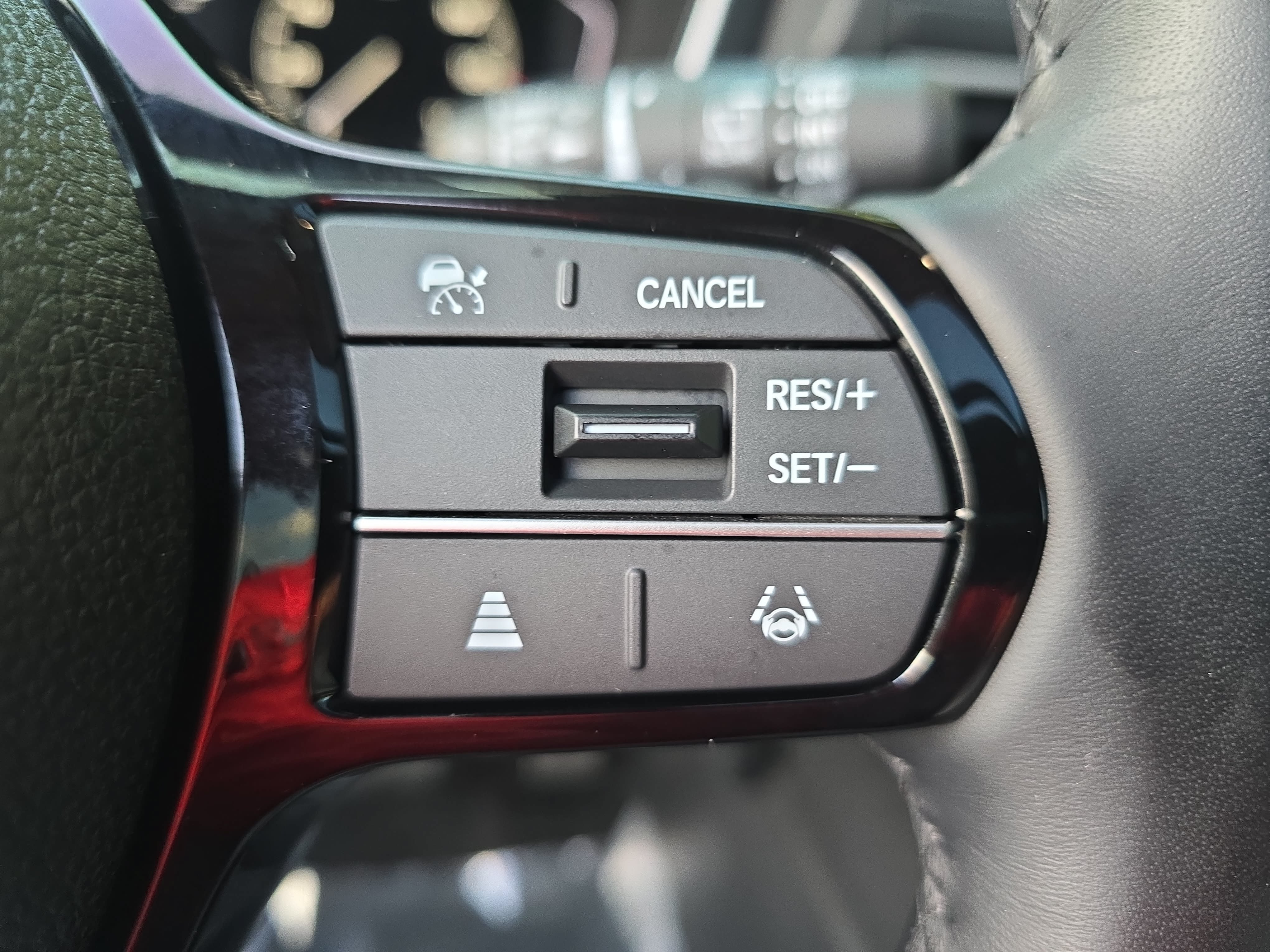 Used 2025 Honda Pilot Touring image 19