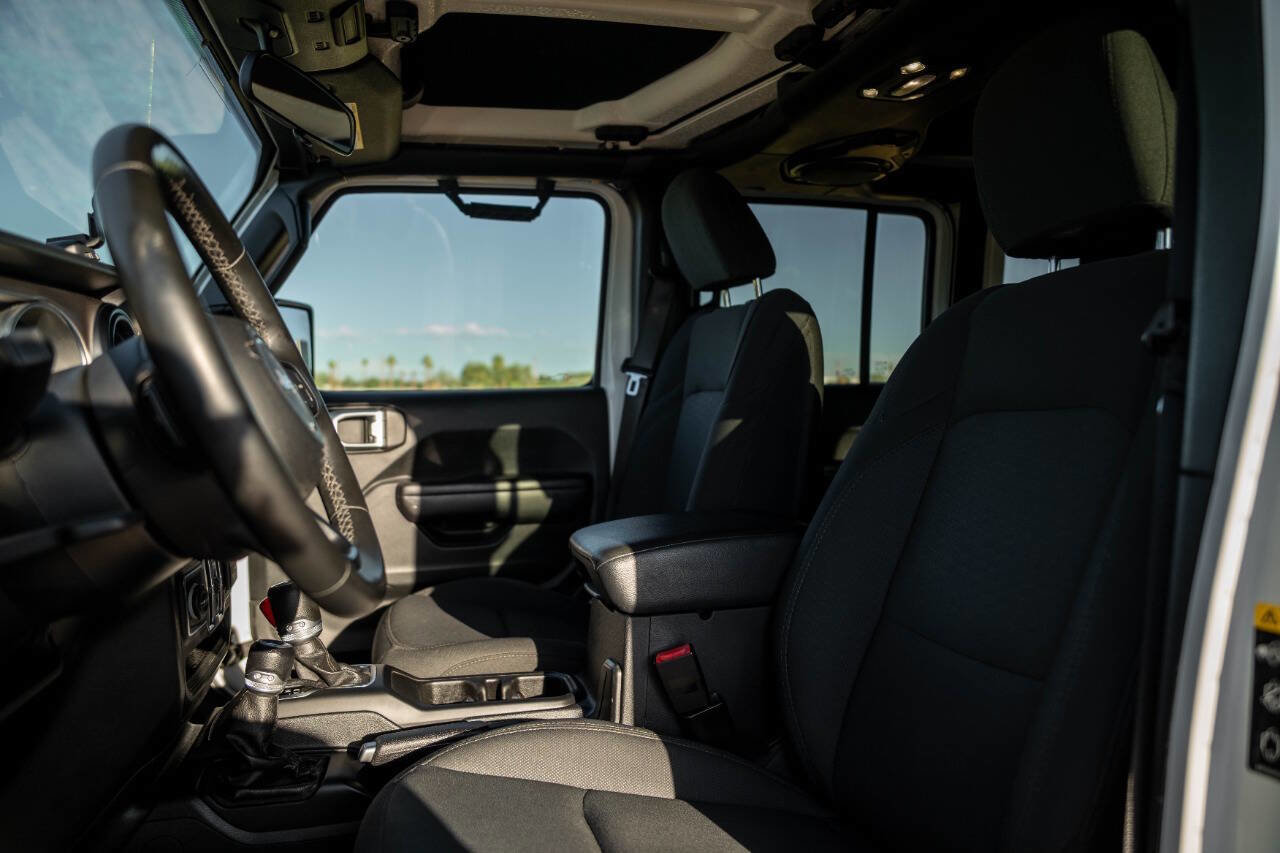 Used 2020 Jeep Wrangler Unlimited Sport S image 11