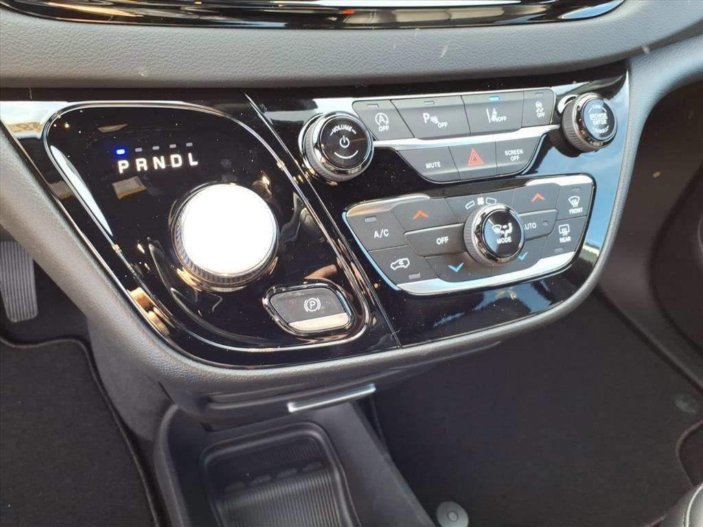 New 2026 Chrysler Voyager LX image 14