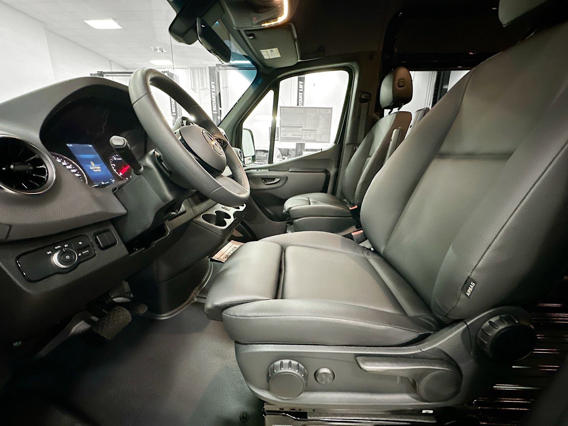 New 2026 Mercedes-Benz Sprinter 3500 image 21