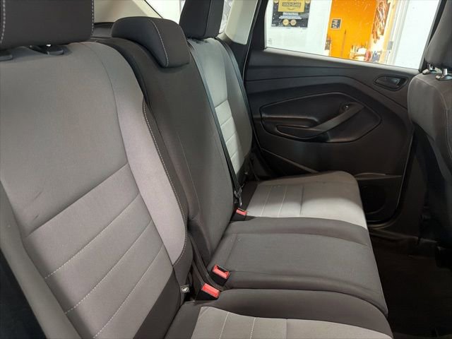 Used 2019 Ford Escape S image 28