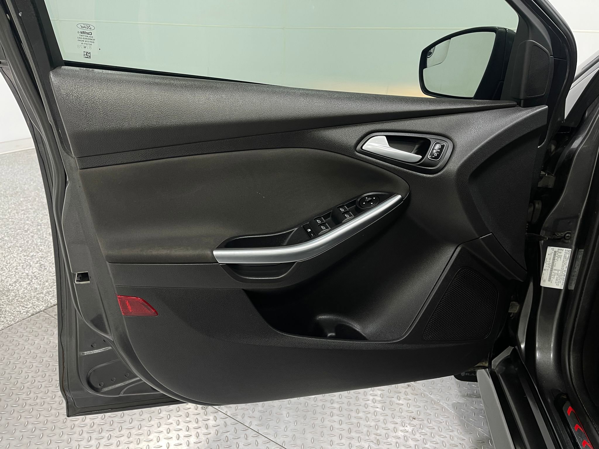 Used 2016 Ford Focus ST image 14