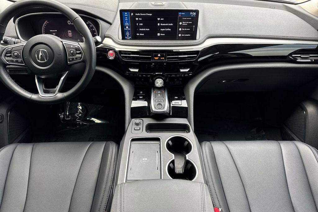 Certified 2025 Acura MDX FWD image 4
