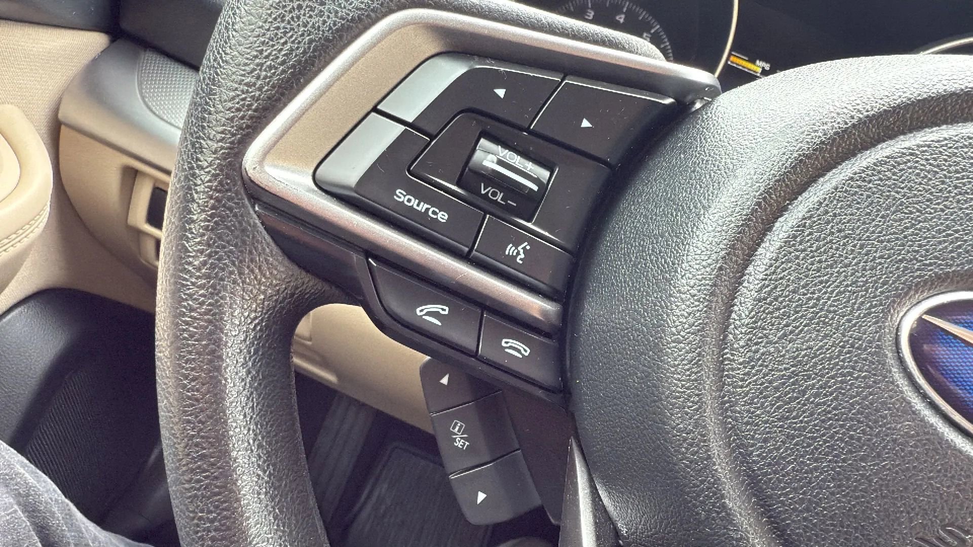 Used 2018 Subaru Outback 2.5i image 12