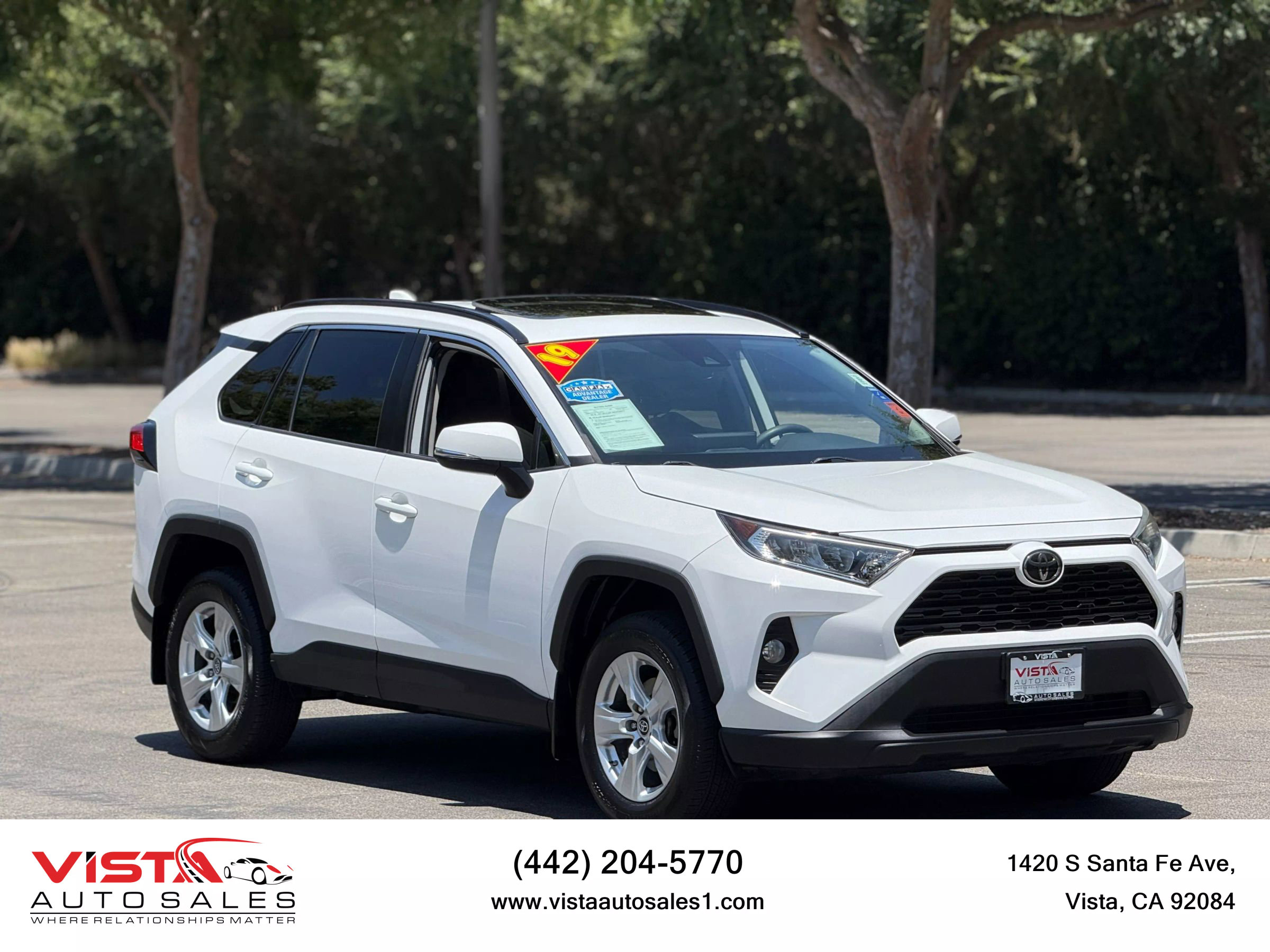 Used 2019 Toyota RAV4 XLE image 1