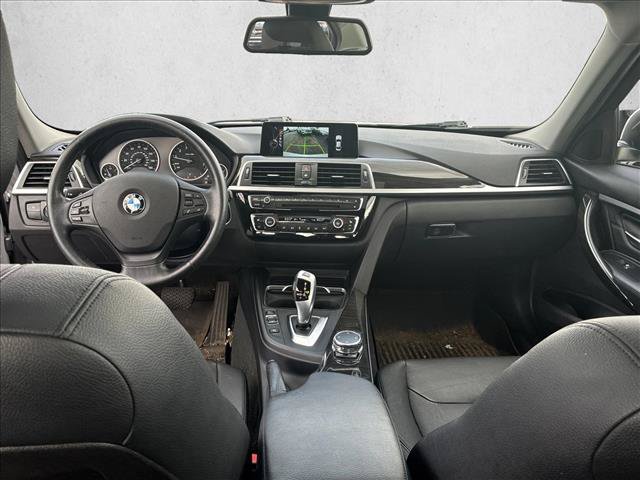 Used 2016 BMW 320i xDrive Sedan AWD/4WD image 12