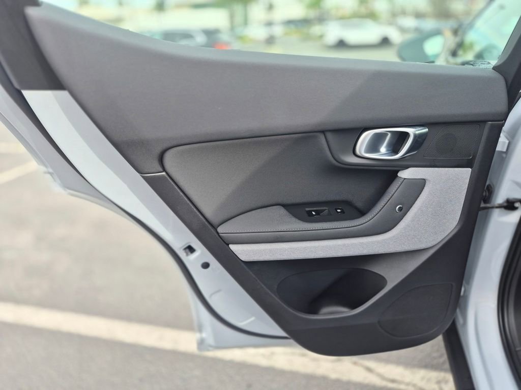 Used 2023 Polestar Polestar 2 image 20