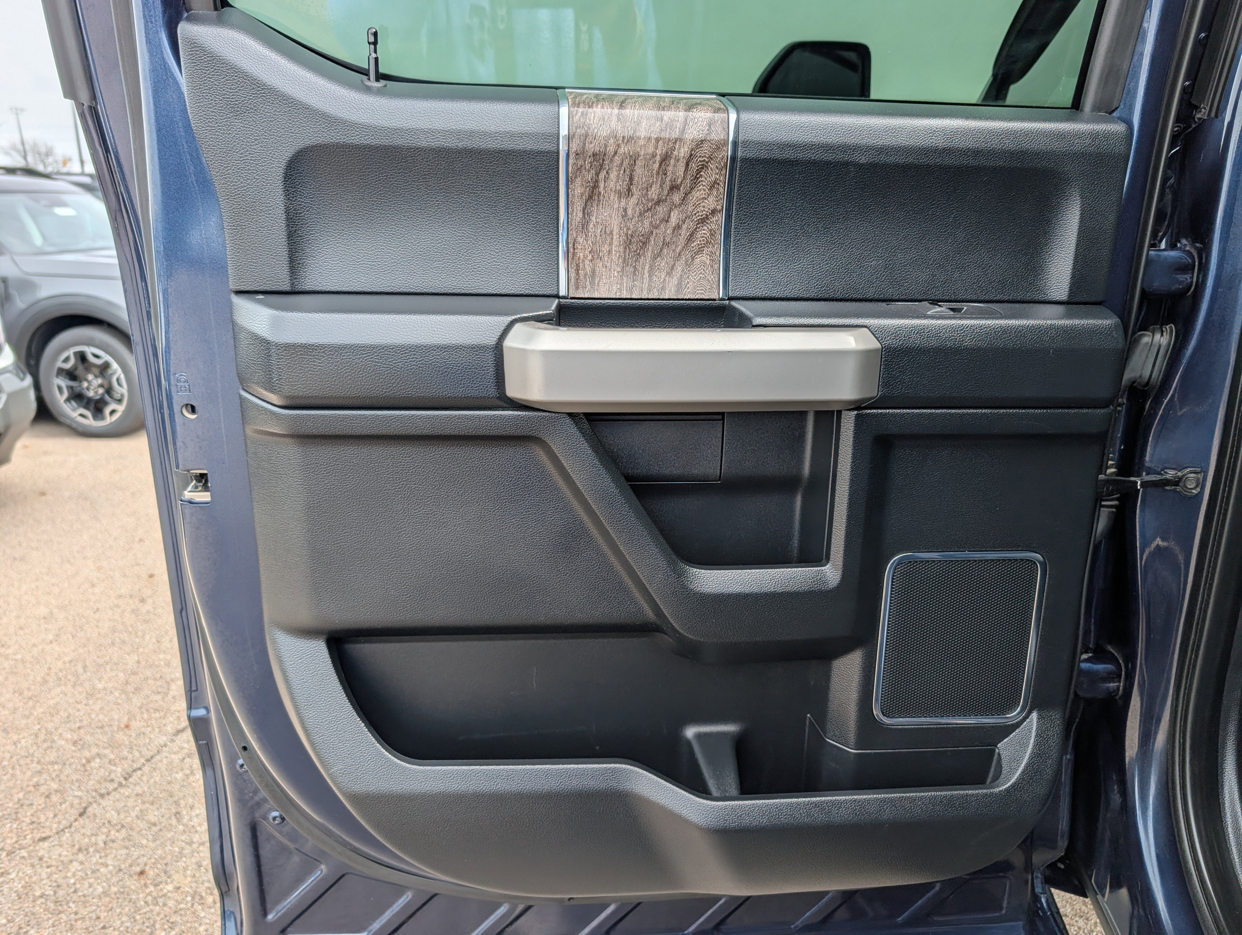 Used 2019 Ford F250 Lariat image 36