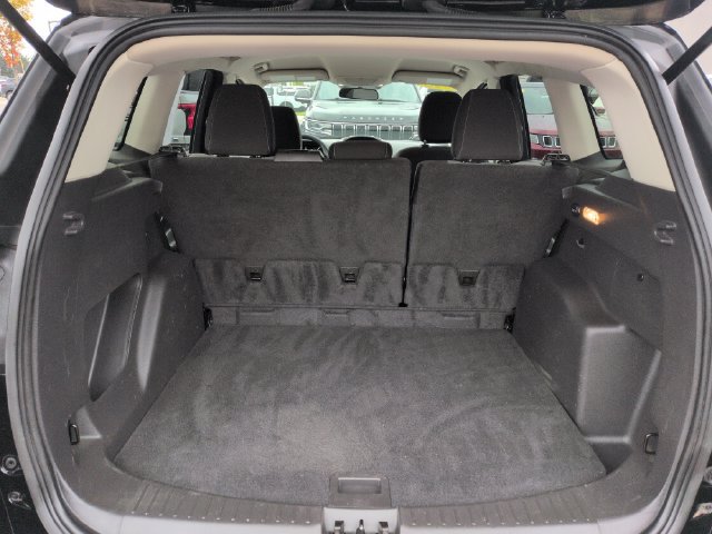 Certified 2018 Ford Escape SE FWD image 19