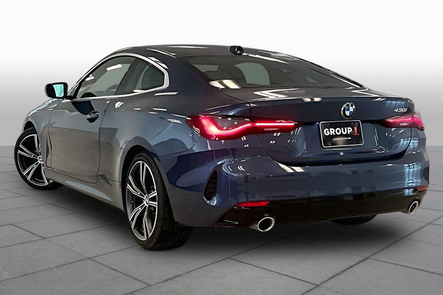 Used 2024 BMW 430i Coupe w/ Convenience Package RWD image 10