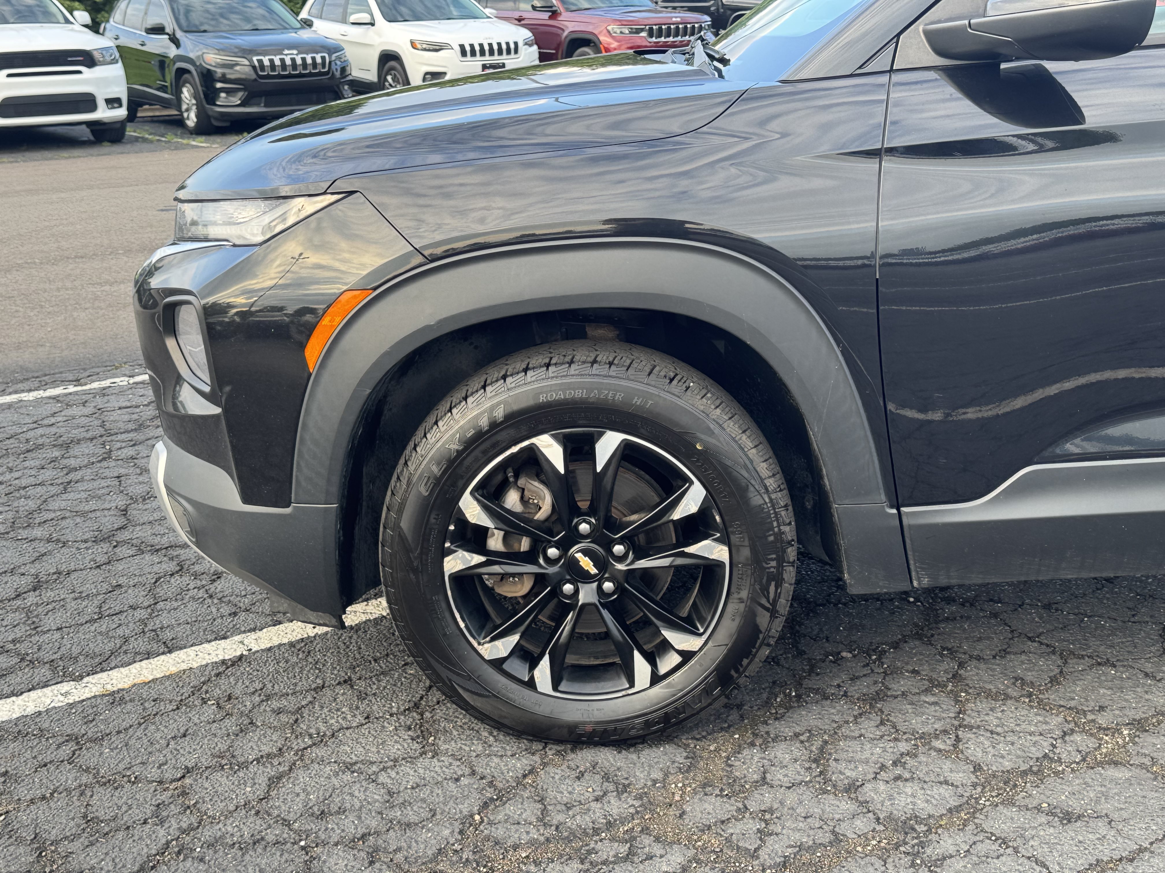 Used 2021 Chevrolet TrailBlazer LT w/ Driver Confidence Package AWD/4WD image 29