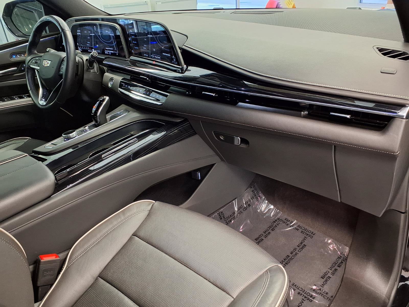 Certified 2024 Cadillac Escalade Sport AWD/4WD image 9