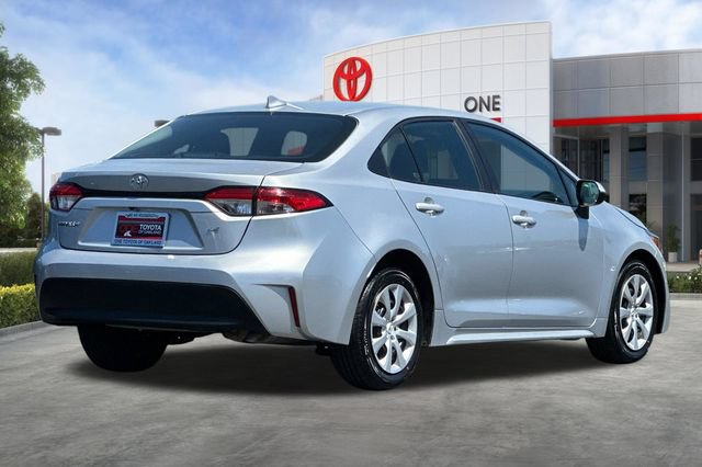 Certified 2024 Toyota Corolla LE FWD image 5