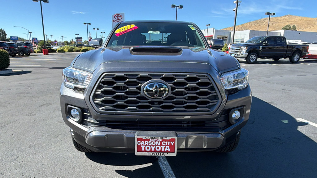 Certified 2023 Toyota Tacoma TRD Sport w/ TRD Premium Sport Package AWD/4WD image 8