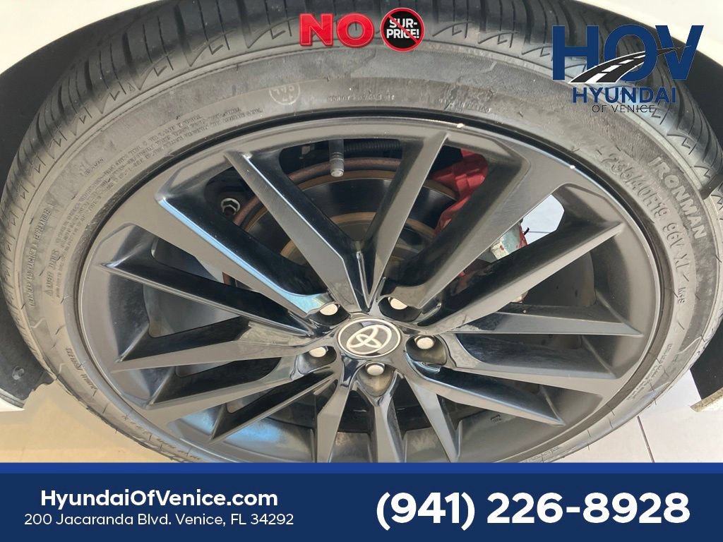 Used 2022 Toyota Camry XSE w/ Navigation Package FWD image 11
